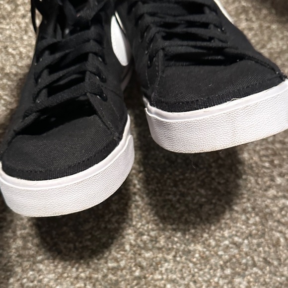 Nike Black and White Women’s High Top Court Legacy Sneakers - Picture 6 of 7